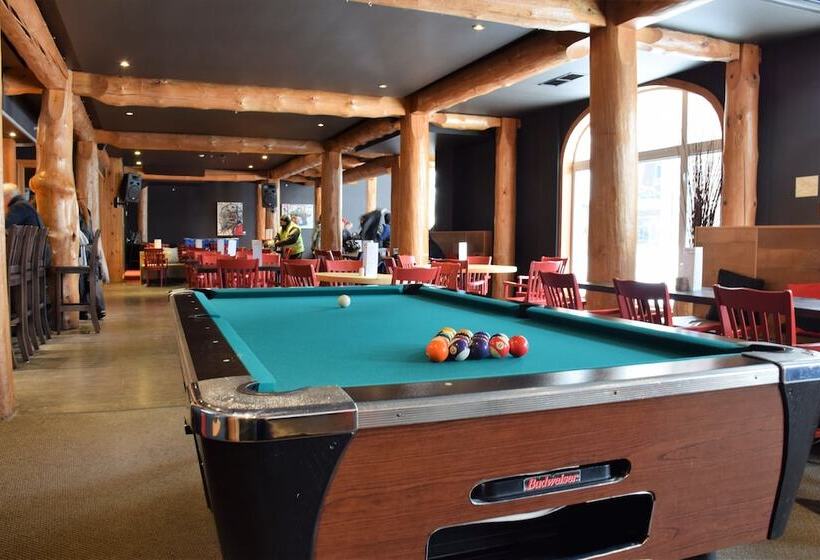 Курорт Les Condos Du Lac Taureau Rooms & Condos