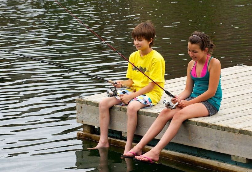 Курорт Les Condos Du Lac Taureau Rooms & Condos