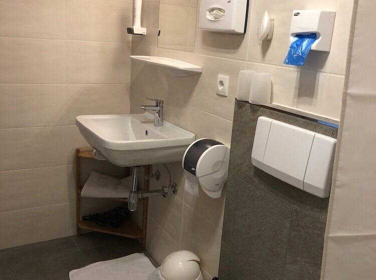 住宿加早餐  Pension Aschlandhof