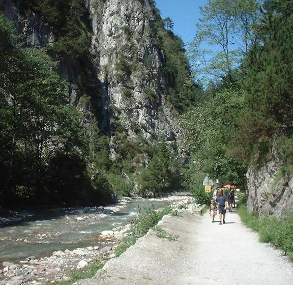 住宿加早餐  Pension Waidmannsruh