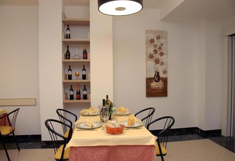 Groane Hotel Residence