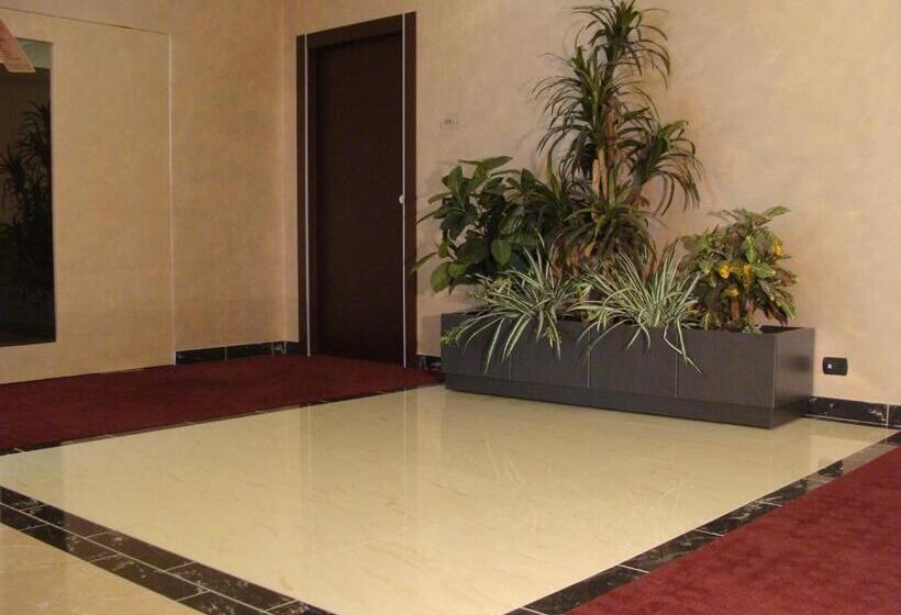 Groane Hotel Residence