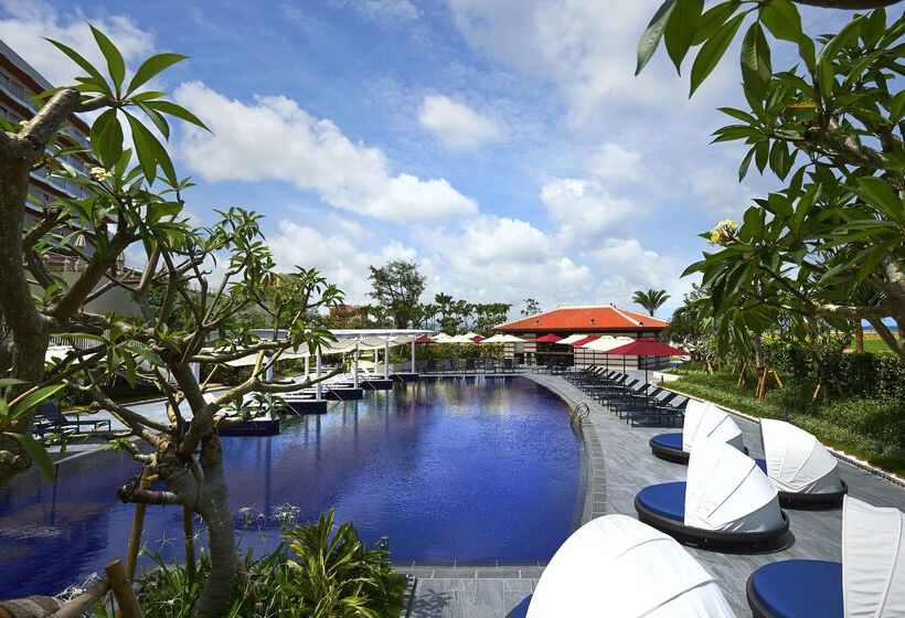 Hilton Okinawa Chatan Resort
