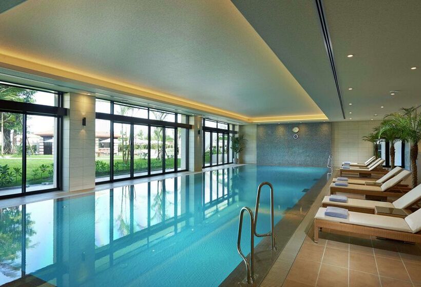 Hilton Okinawa Chatan Resort