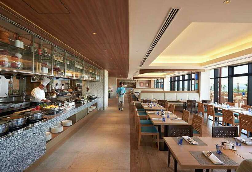 Hilton Okinawa Chatan Resort