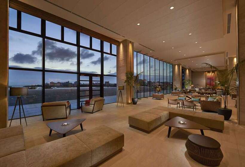 Hilton Okinawa Chatan Resort