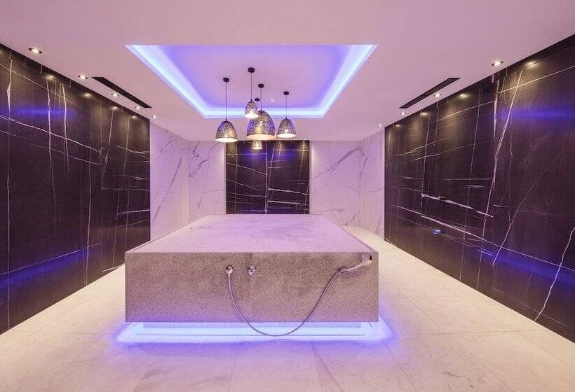 בית מלון כפרי Amonti Wellnessresort