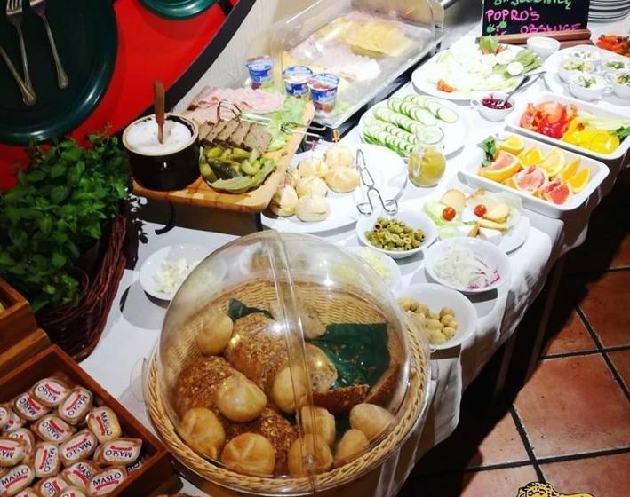 בית מלון כפרי Apartamenty Pod Lwem