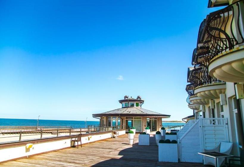 בית מלון כפרי Apollo