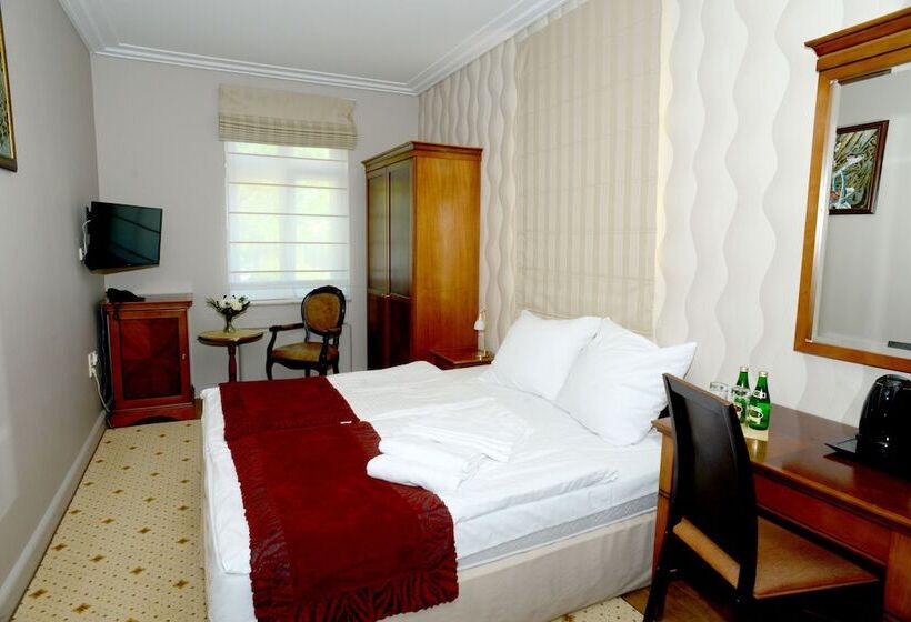 בית מלון כפרי Apollo