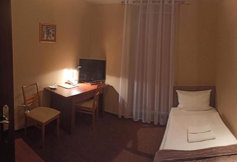 בית מלון כפרי Arena