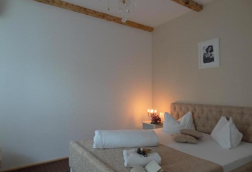 호텔 Vila Parlament