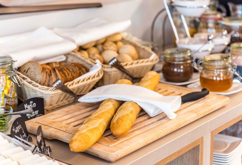 Отель Best Western Jurata