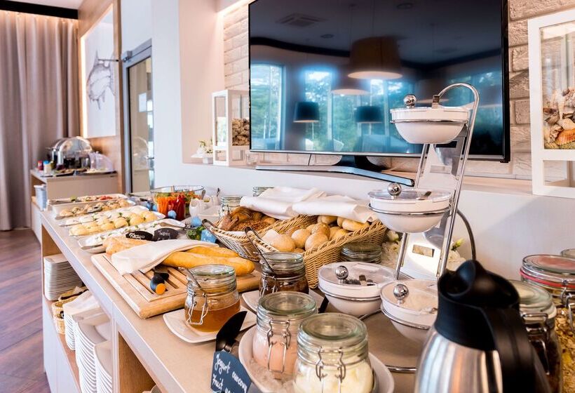 Отель Best Western Jurata