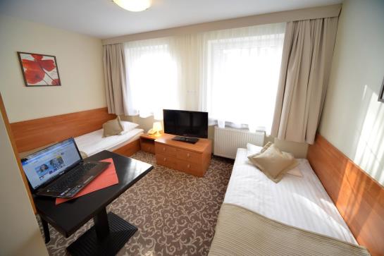 Отель Bukowy Dworek