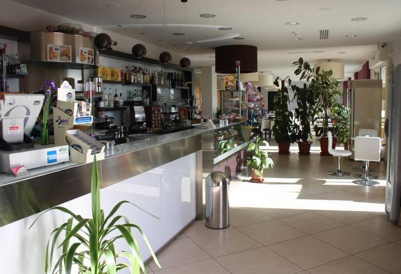 בית מלון כפרי Cliché