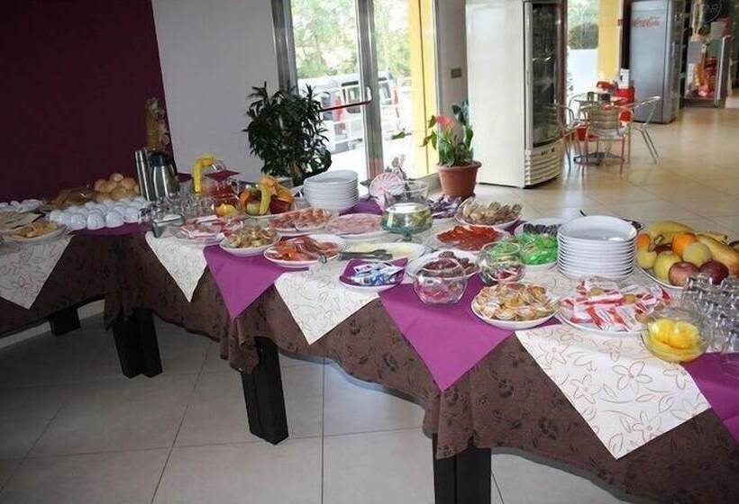 בית מלון כפרי Cliché