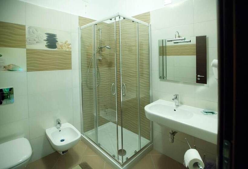 בית מלון כפרי Cliché