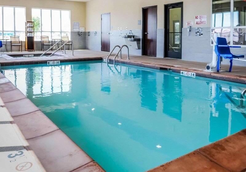 فندق Comfort Inn & Suites Artesia