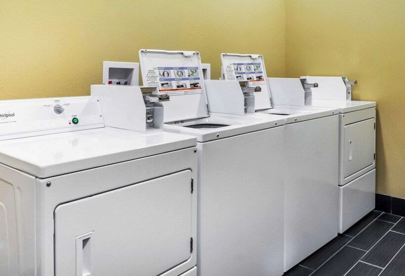 فندق Comfort Inn & Suites Artesia