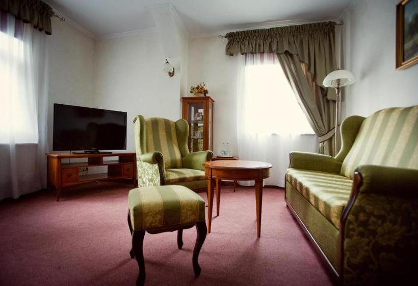 בית מלון כפרי Kompleks Dąbrówka