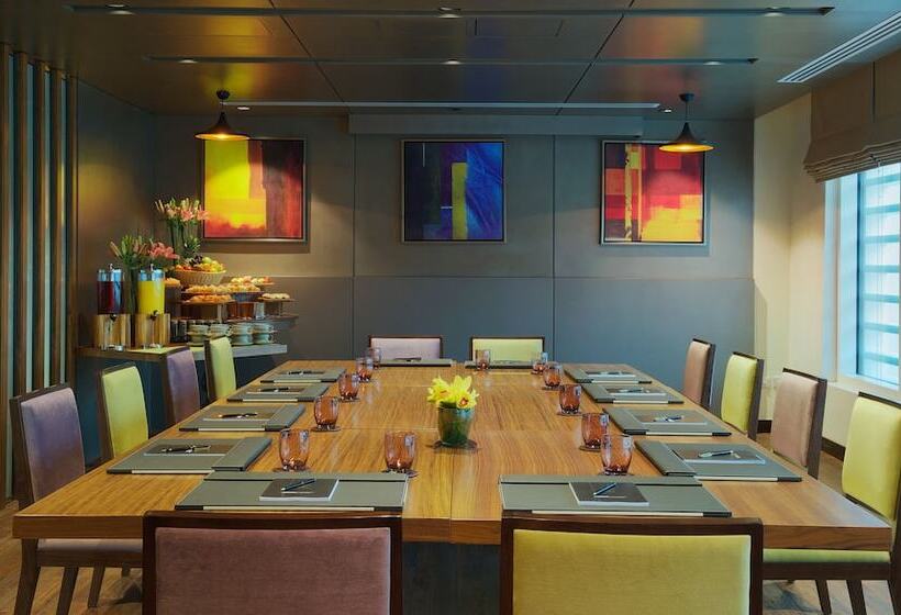 هتل Damac Maison Canal Views