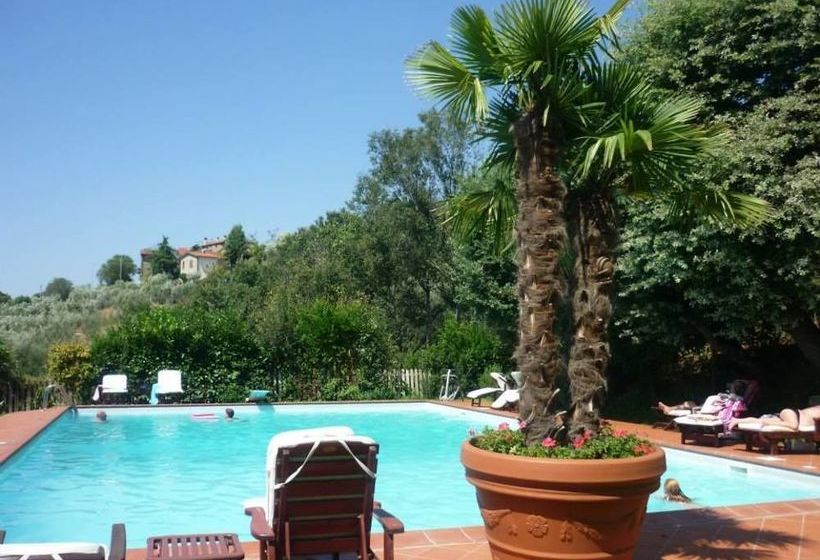 Отель Borgo Dolci Colline