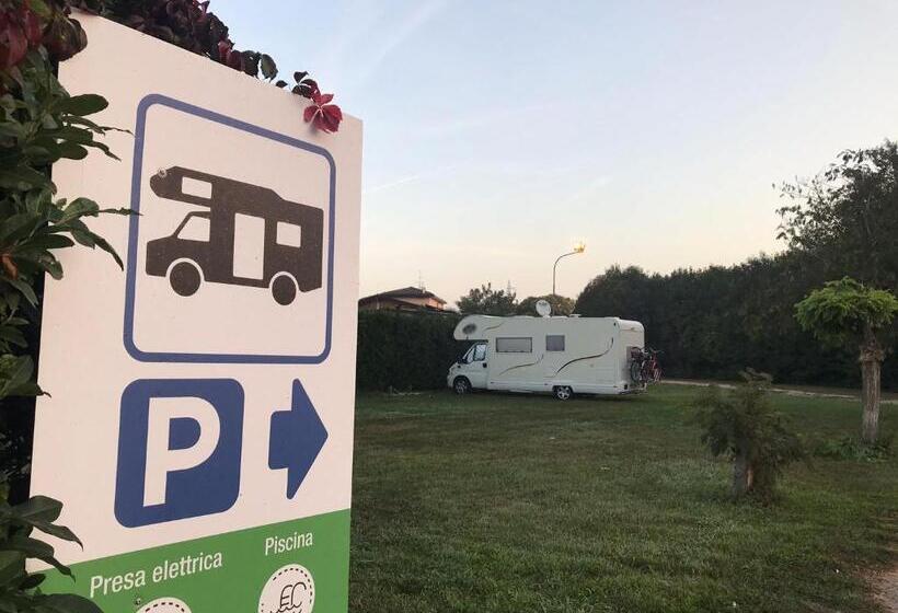 Отель Doria Business & Bike