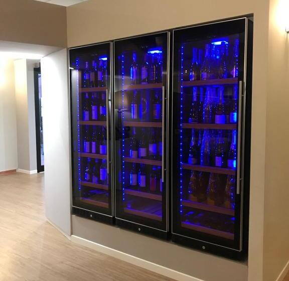 Отель Doria Business & Bike