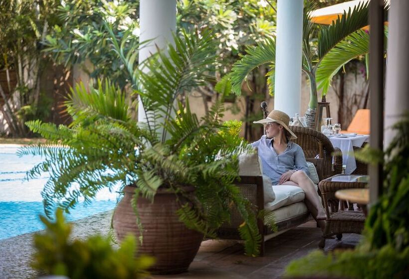 בית מלון כפרי Elewana Afrochic Diani Beach