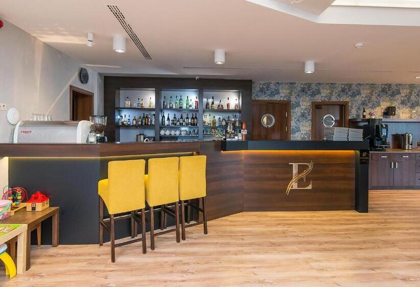 בית מלון כפרי Esperanto