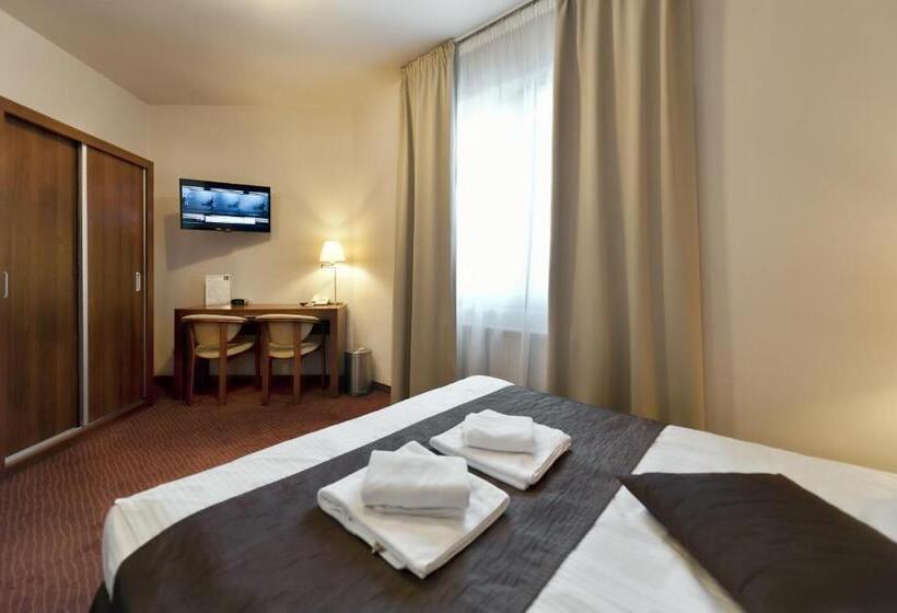 בית מלון כפרי Esperanto