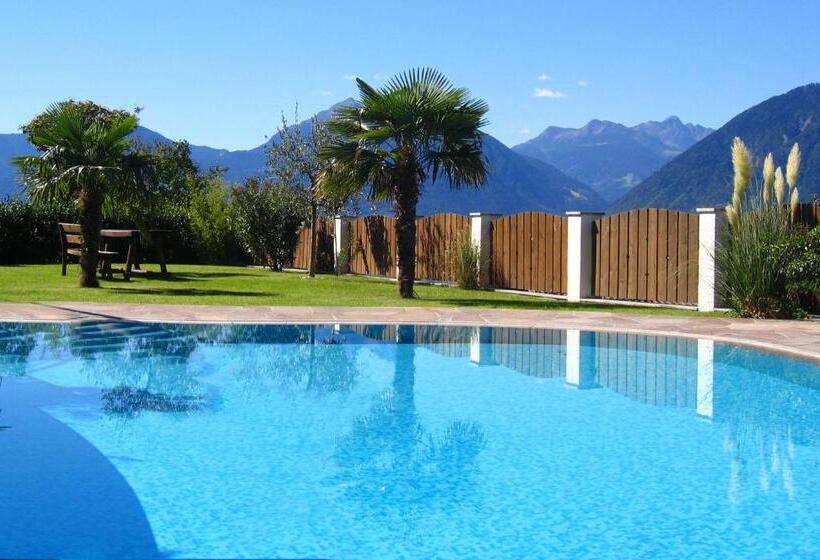 Отель Garni Ehrenfels