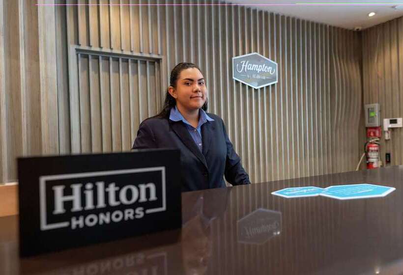 Отель Hampton By Hilton Panama