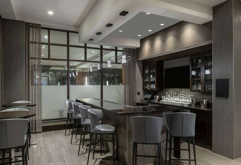 בית מלון כפרי Hampton Inn & Suites Portsmouth Downtown