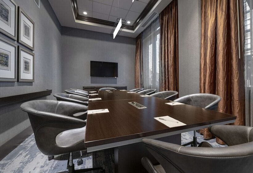 בית מלון כפרי Hampton Inn & Suites Portsmouth Downtown