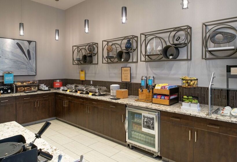 בית מלון כפרי Hampton Inn & Suites Portsmouth Downtown