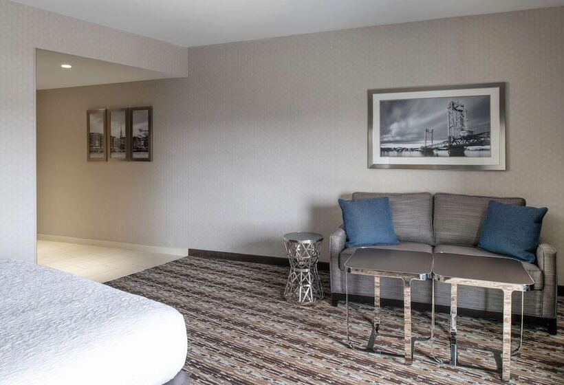 בית מלון כפרי Hampton Inn & Suites Portsmouth Downtown