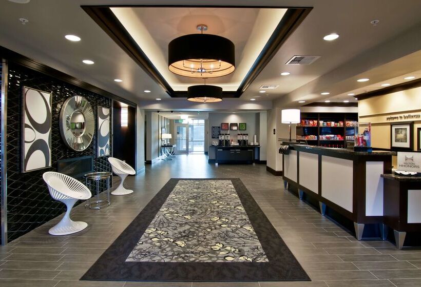 فندق Hampton Inn & Suites Bellevue Downtownseattle