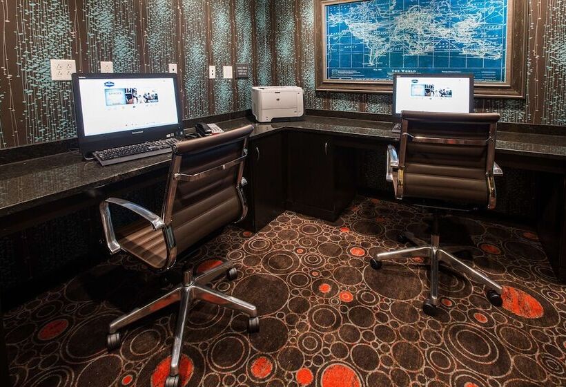 هتل Hampton Inn & Suites Toledo/westgate