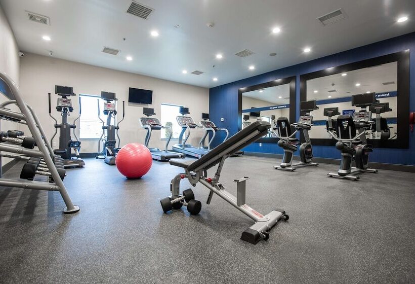 هتل Hampton Inn & Suites Toledo/westgate