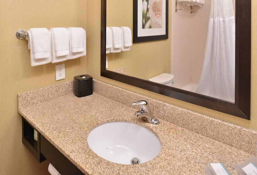 בית מלון כפרי Hilton Garden Inn Cincinnati/west Chester