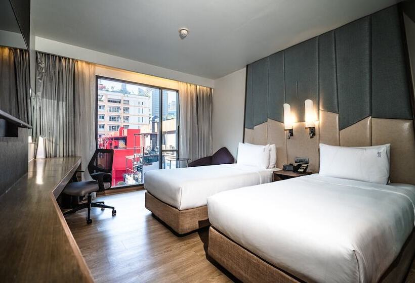 ホテル Holiday Inn Express Bangkok Sukhumvit 11, An Ihg