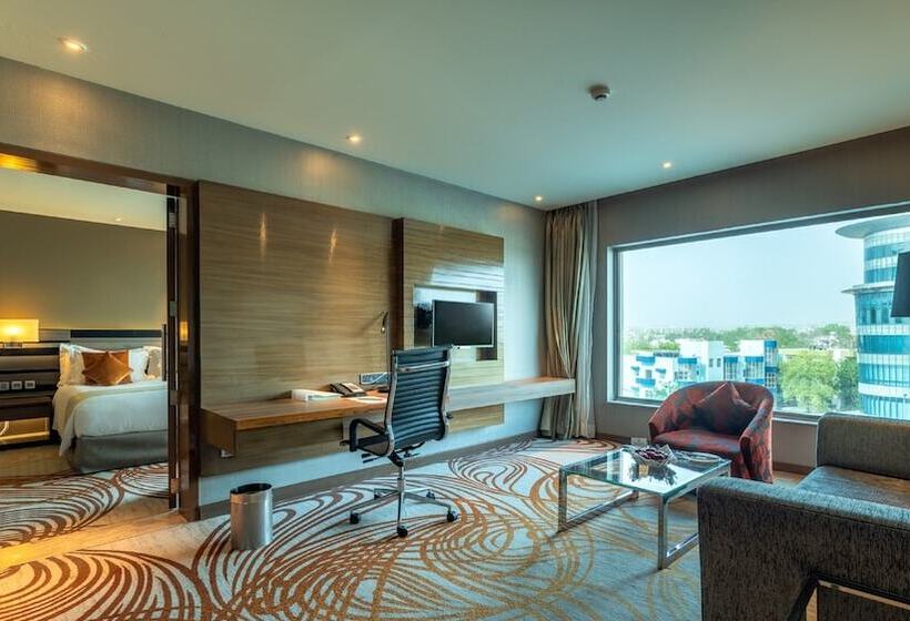 Отель Holiday Inn Jaipur City Centre, An Ihg