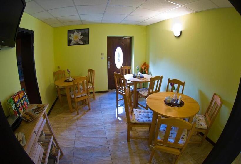 בית מלון כפרי Hostel Filip