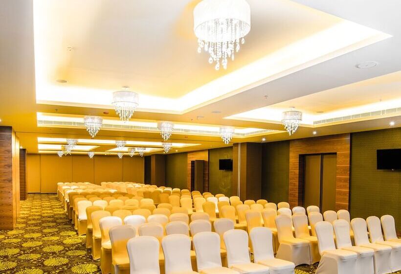 فندق Howard Johnson By Wyndham, Hebbal, Bengaluru