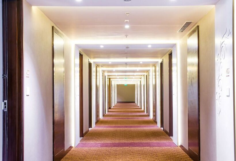 فندق Howard Johnson By Wyndham, Hebbal, Bengaluru