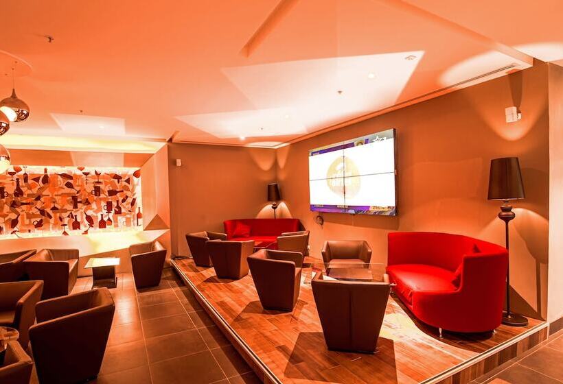 فندق Howard Johnson By Wyndham, Hebbal, Bengaluru