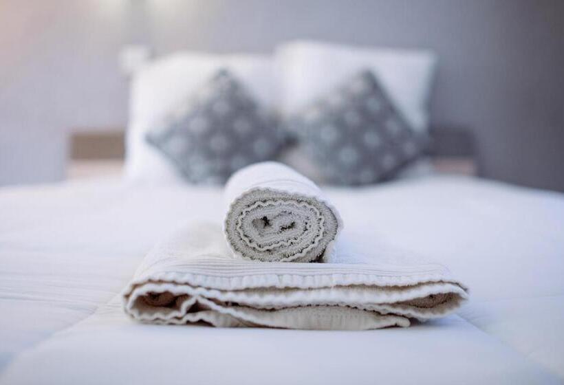 ホテル Hôtel Pedussaut