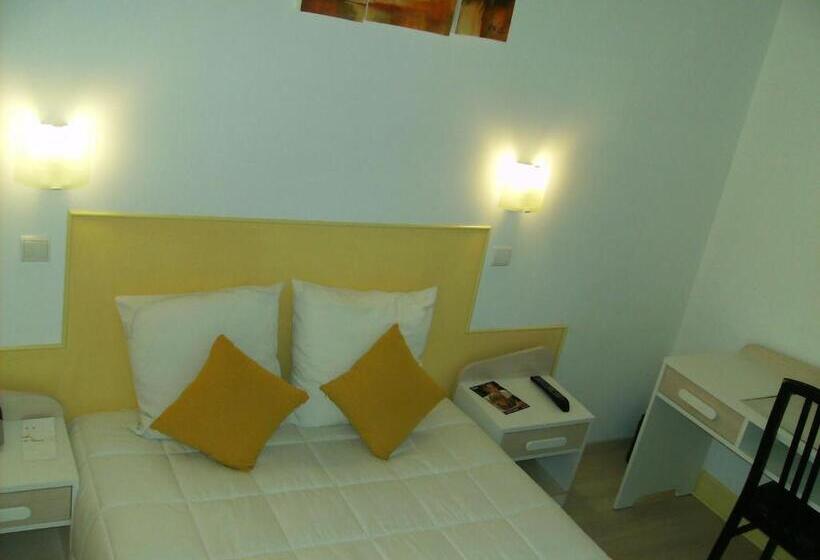 ホテル Hôtel Pedussaut